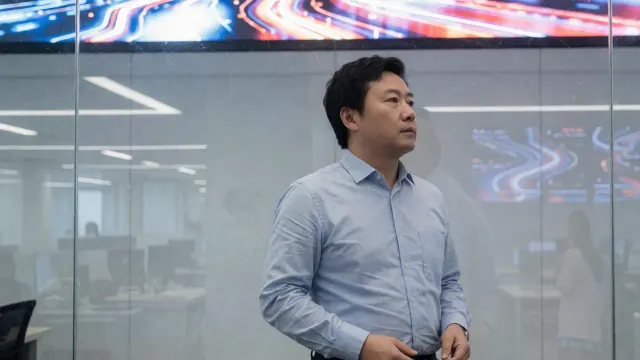 China's AI Leaders Keep Quiet: Is The US 'Slowing Down' Alarm Just Marketing?